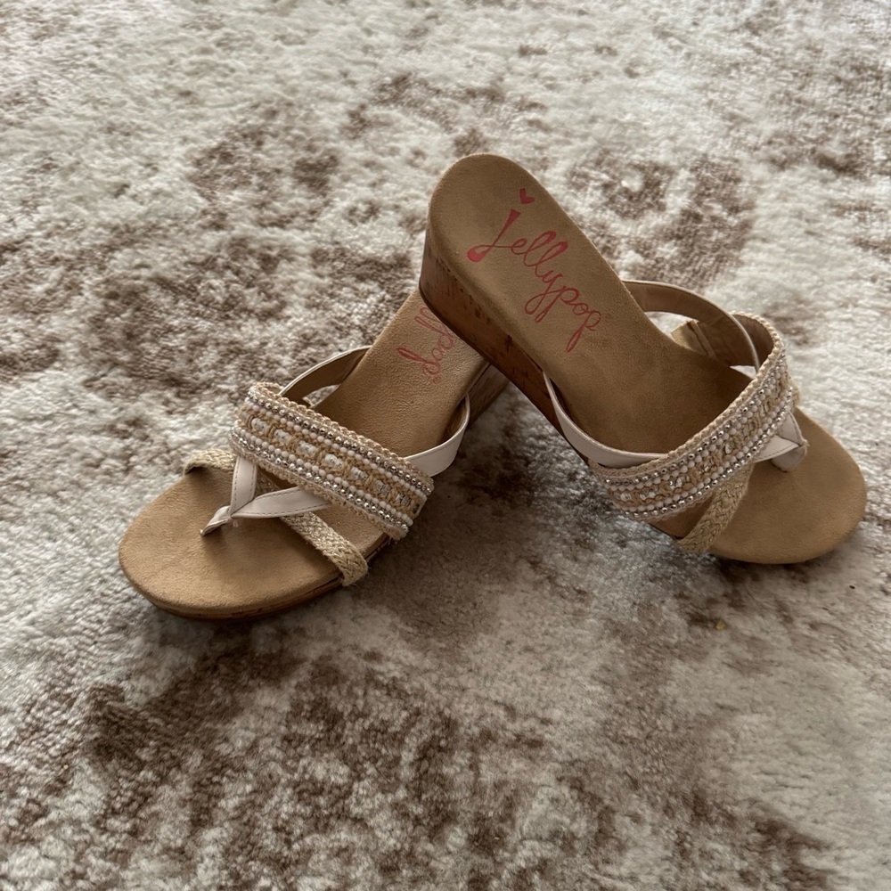Jellypop women’s 9.5 Cork Wedge Platform Sandals Beaded Woven